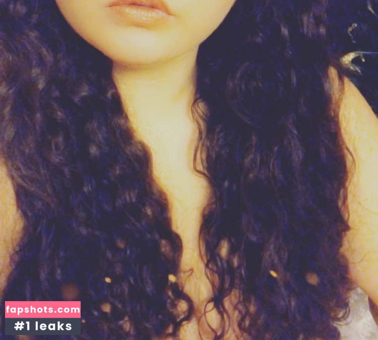 1queenofcurves Nude Leaks OnlyFans - Fapshots