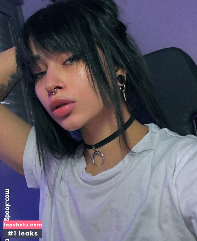 a.nyaaaxo gallery photo #2