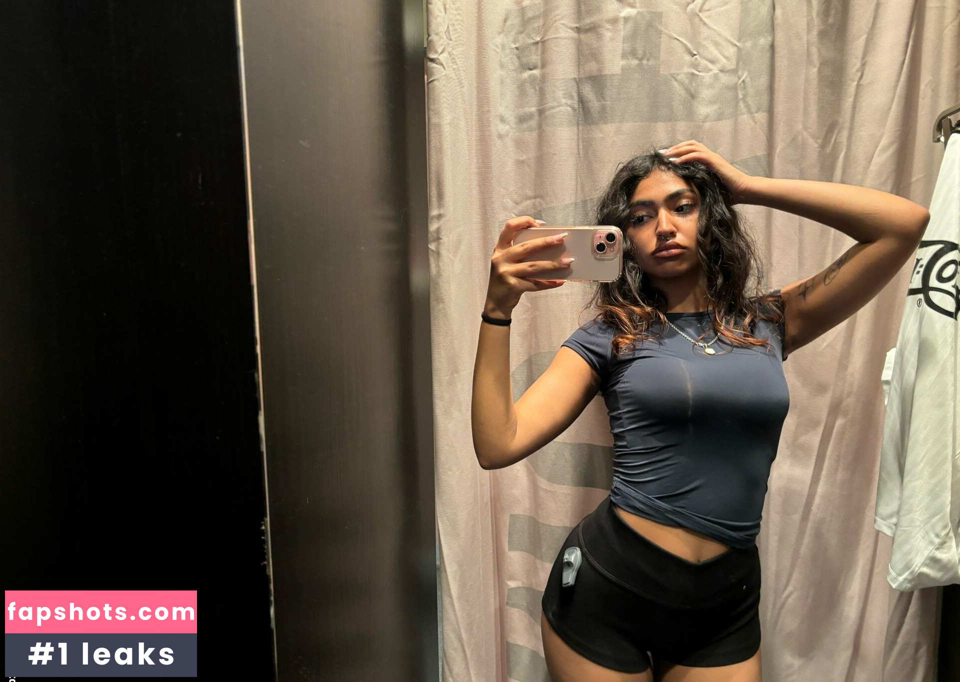 Aadya Singh gallery photo #9