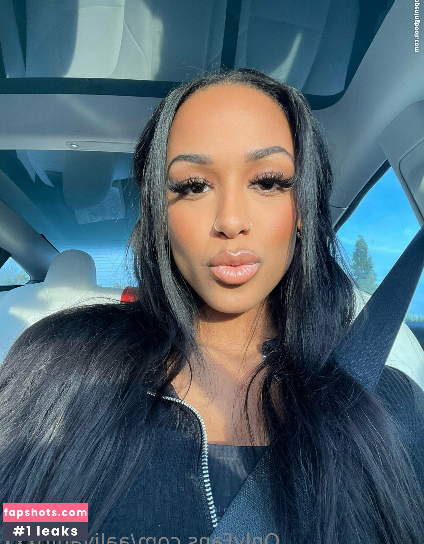 Aaliyah Foxxx gallery photo #18