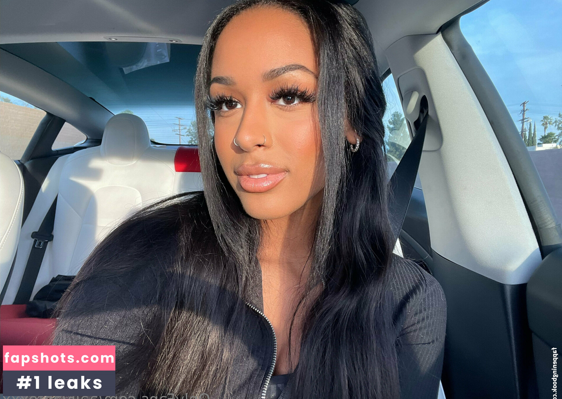 Aaliyah Foxxx gallery photo #19