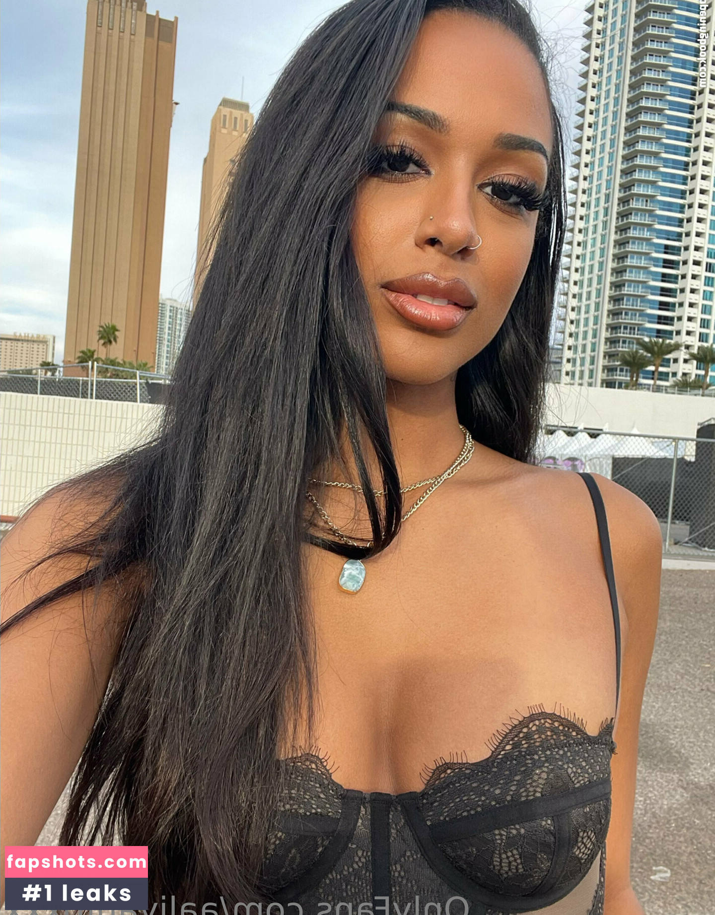 Aaliyah Foxxx gallery photo #3