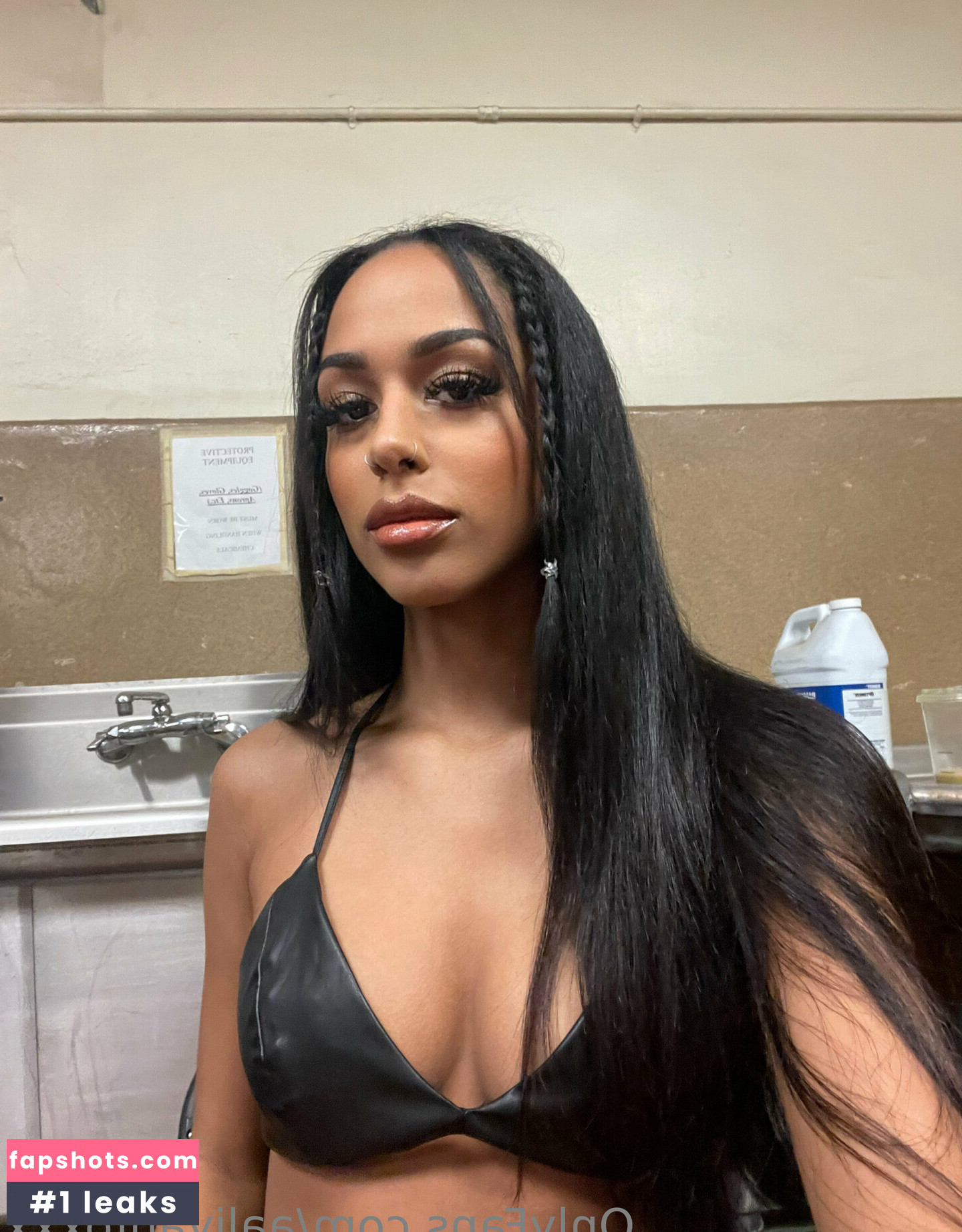 Aaliyah Foxxx gallery photo #41