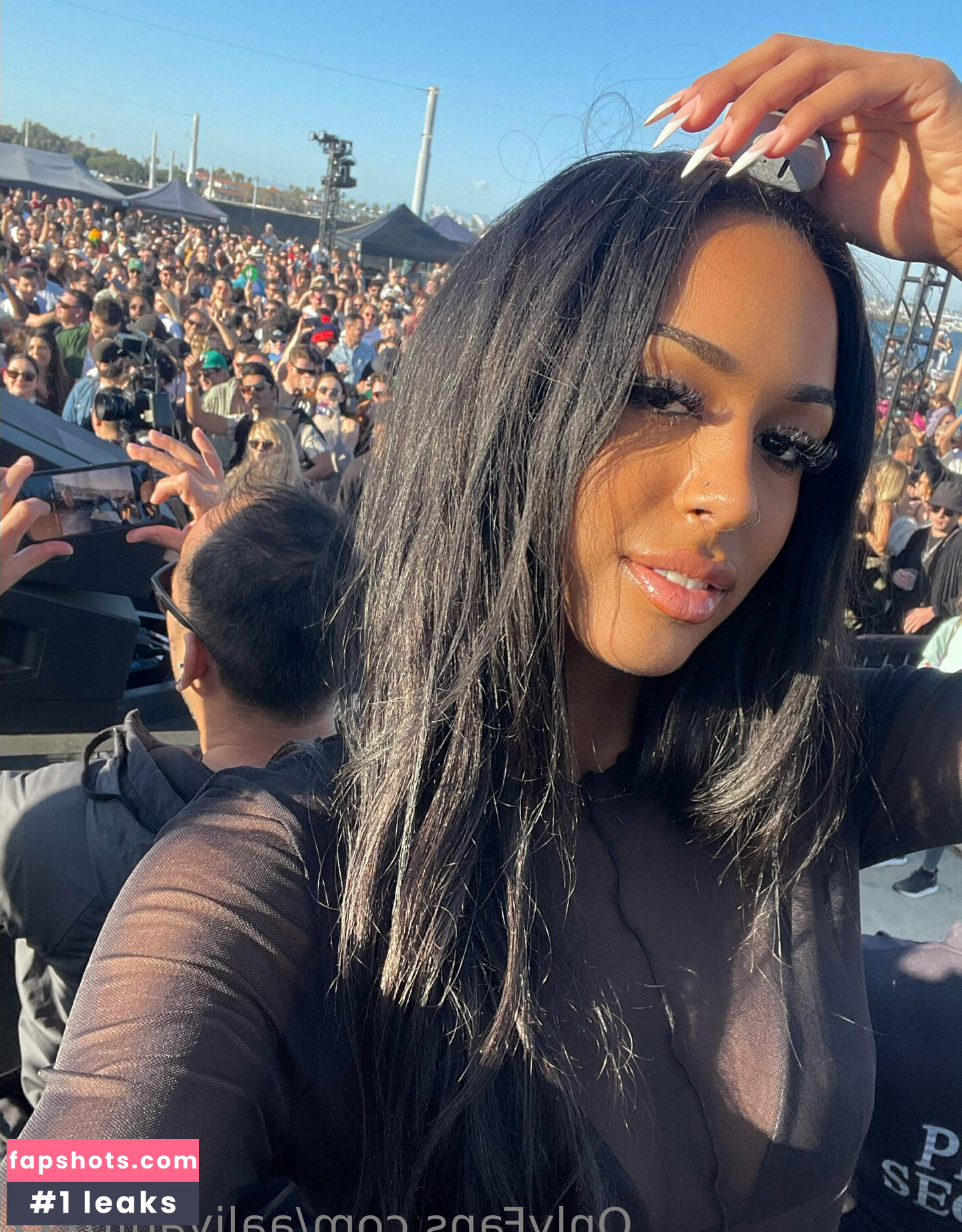 Aaliyah Foxxx gallery photo #7