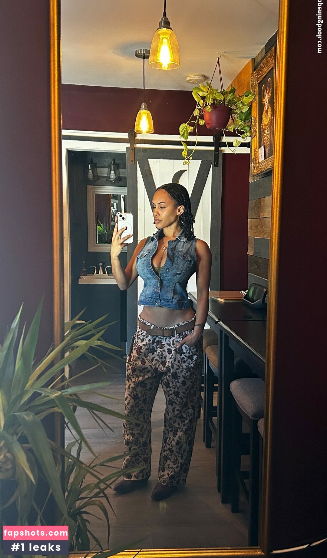 Aaliyeezy gallery photo #11