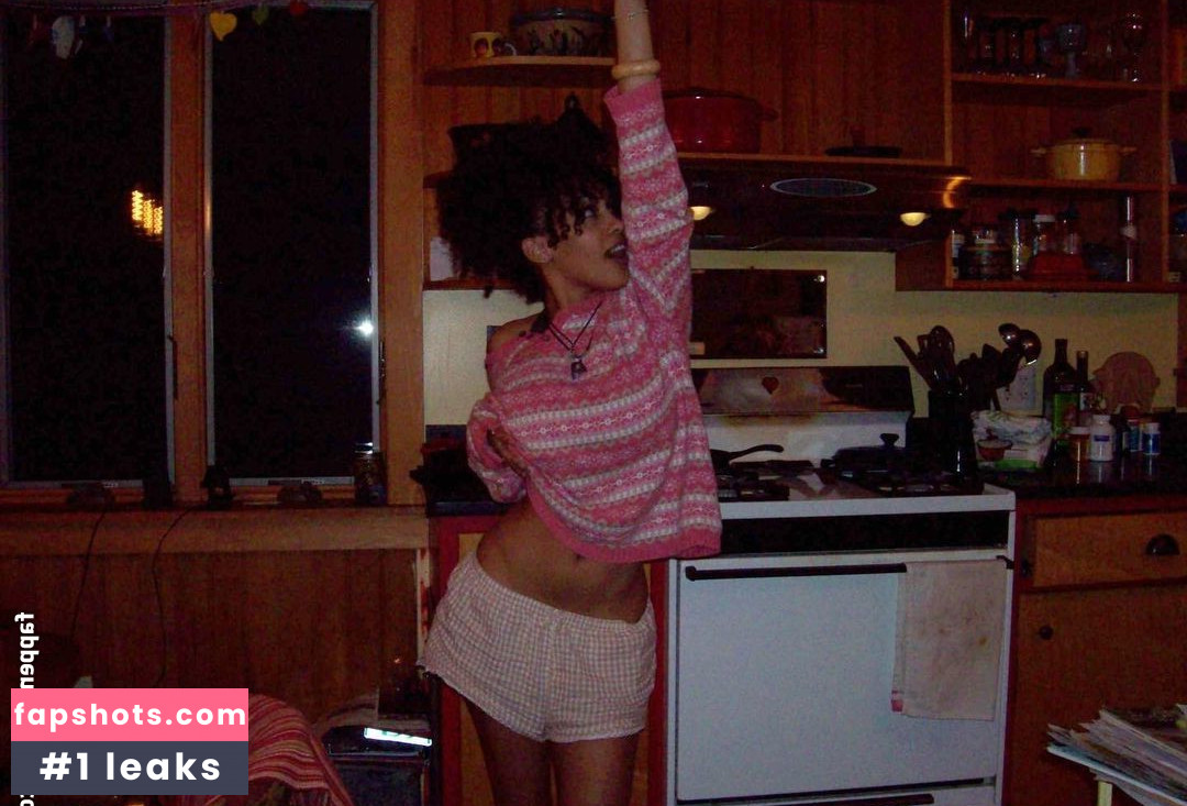 Aaliyeezy gallery photo #160