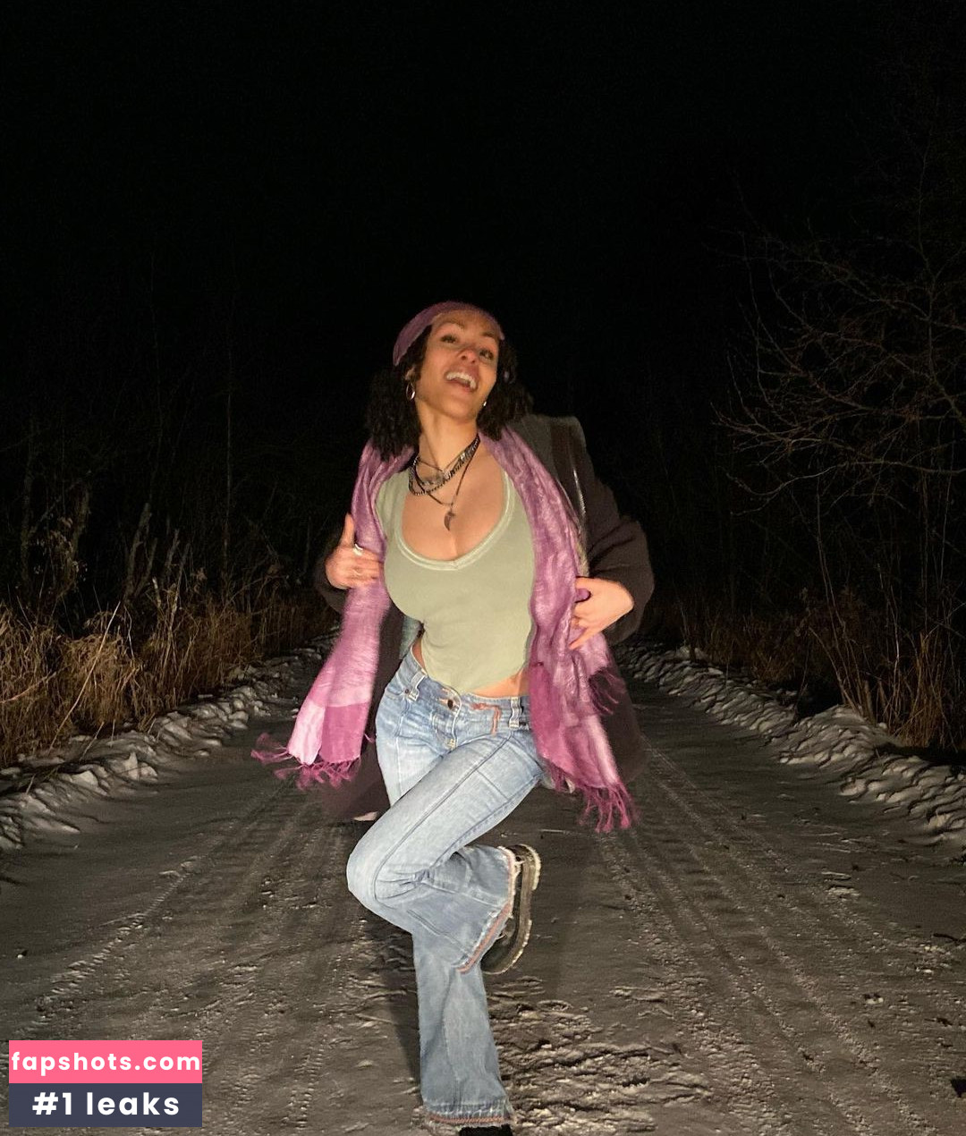 Aaliyeezy gallery photo #167