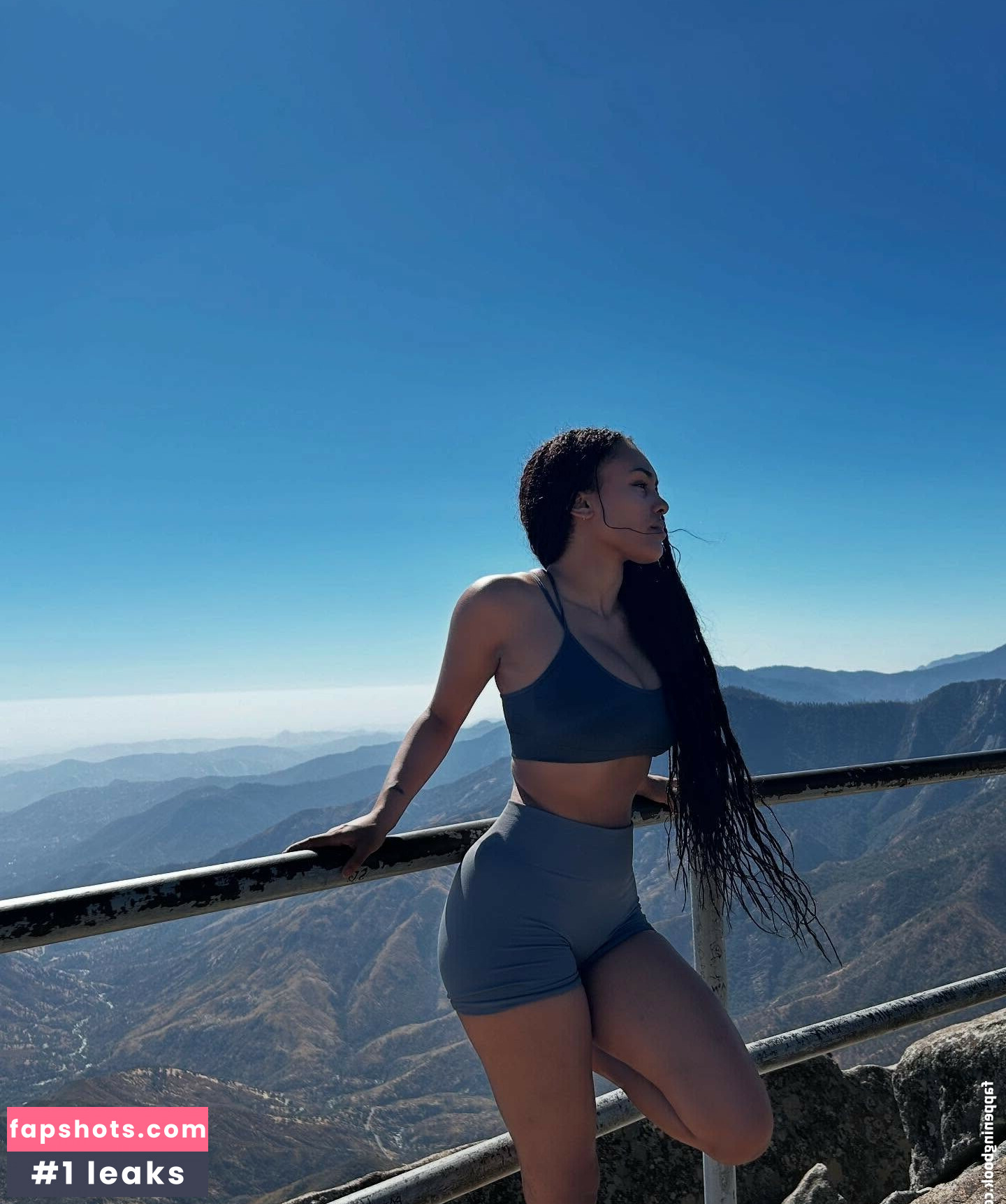 Aaliyeezy gallery photo #22