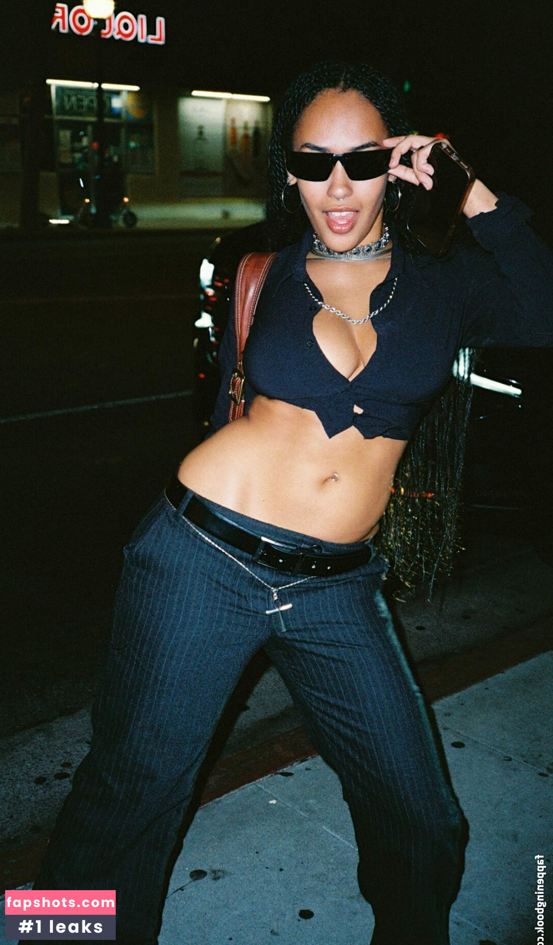 Aaliyeezy gallery photo #39