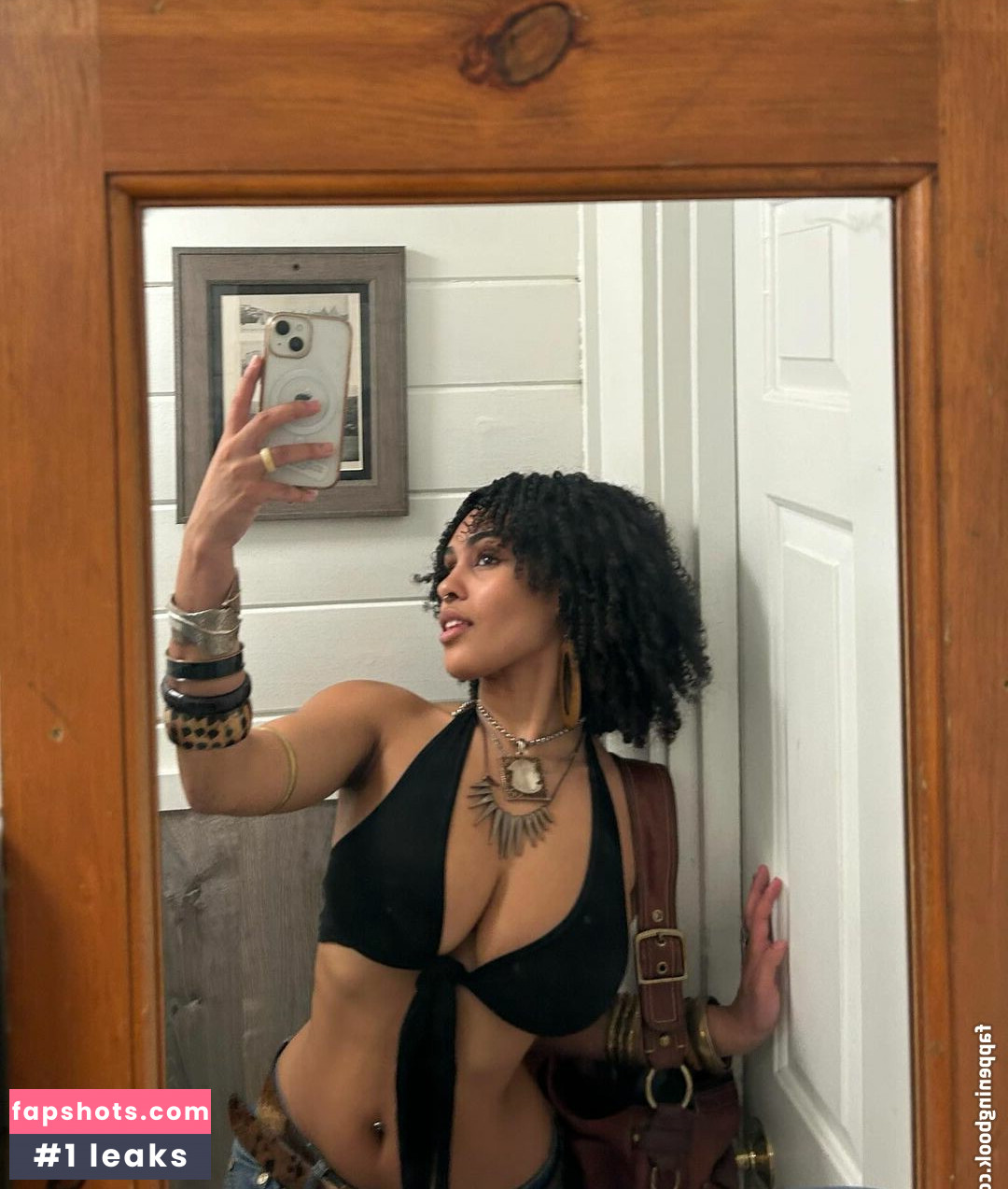 Aaliyeezy gallery photo #55