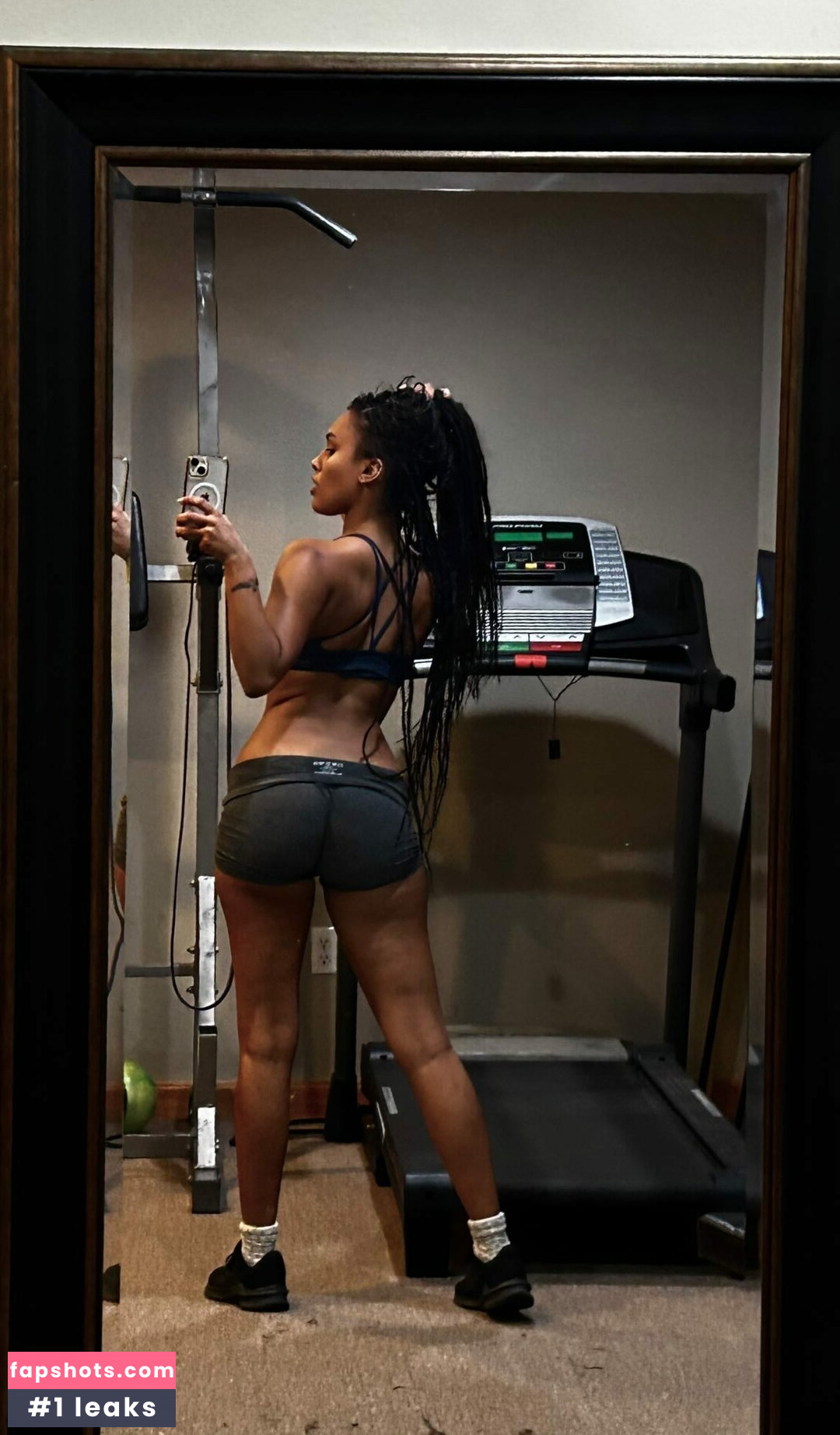 Aaliyeezy gallery photo #60