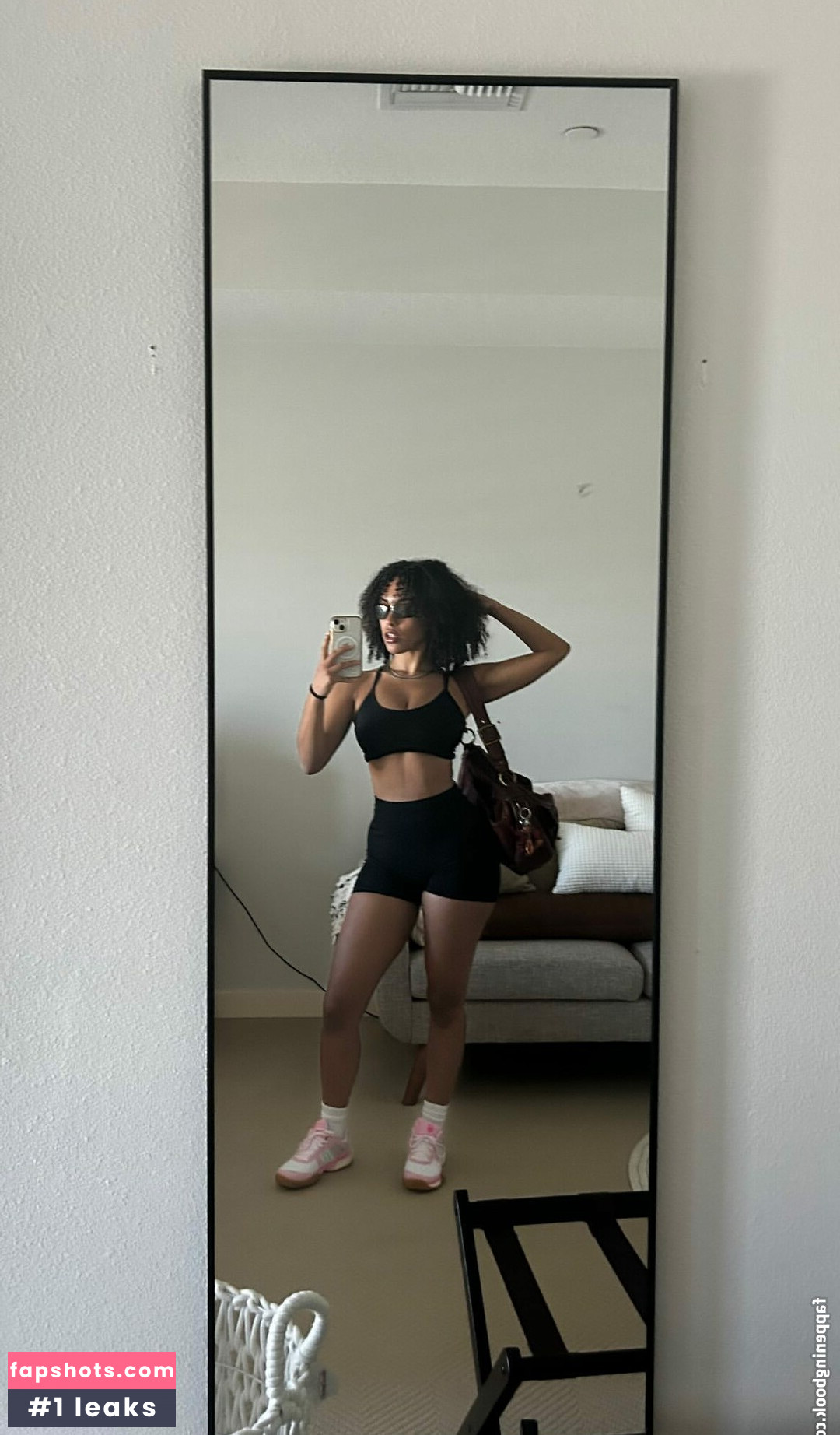 Aaliyeezy gallery photo #63