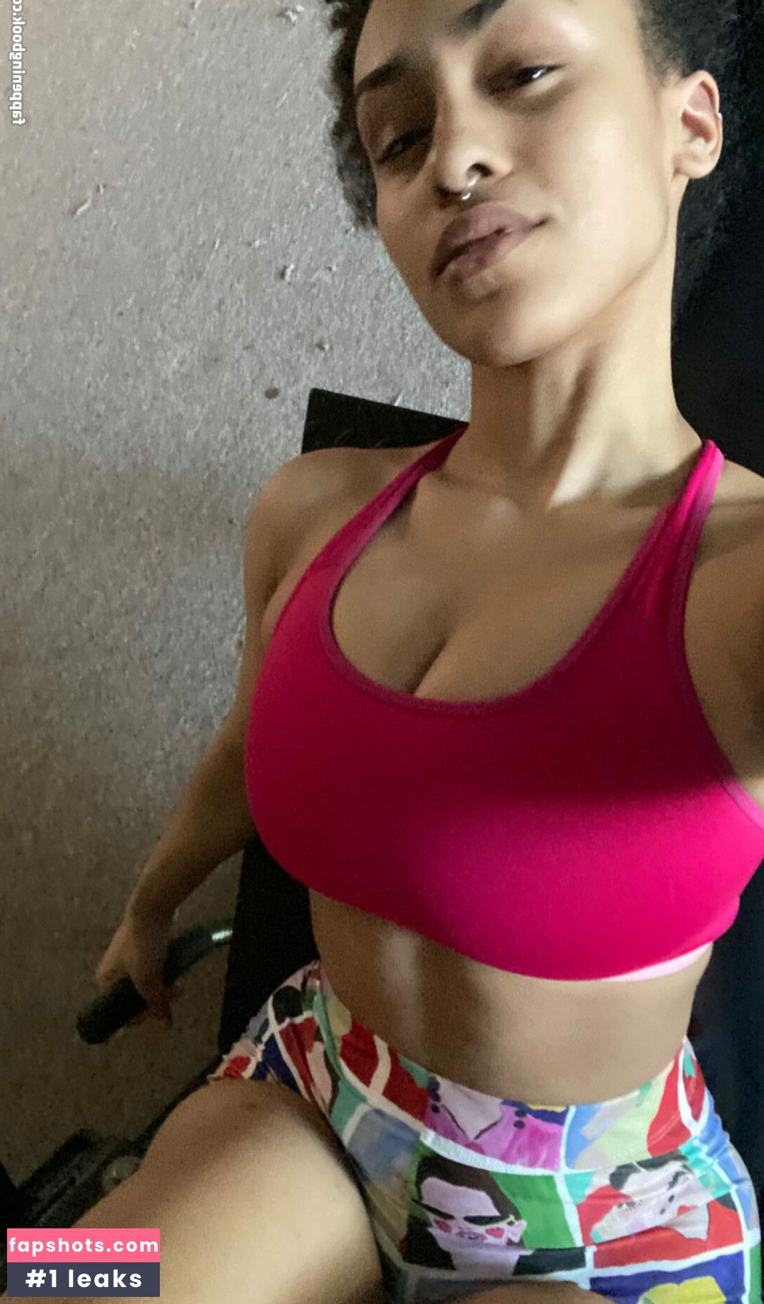 Aaliyeezy gallery photo #87