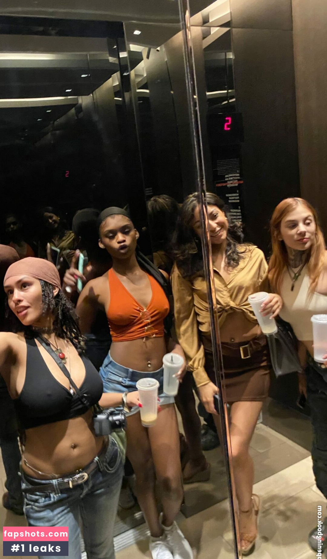 Aaliyeezy gallery photo #91