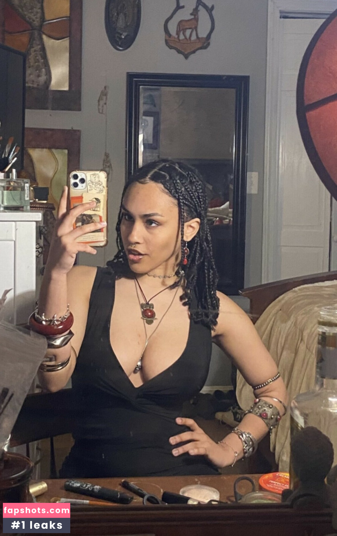 Aaliyeezy gallery photo #97