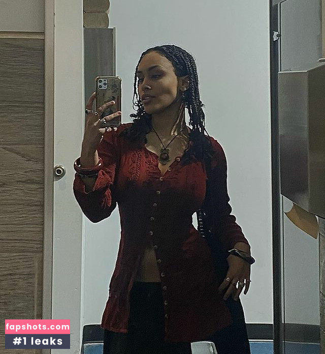 Aaliyeezy gallery photo #100