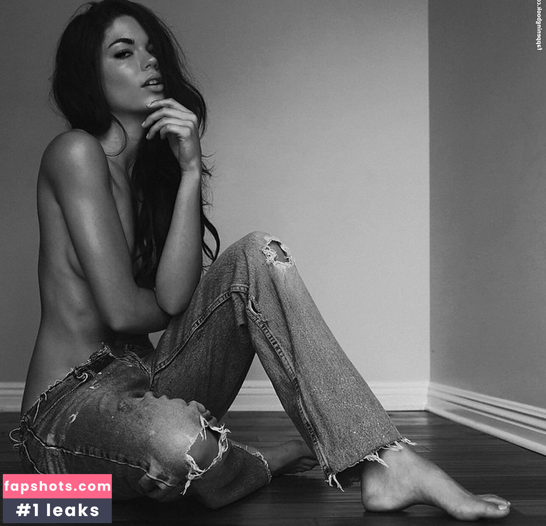 Aarika Wolf gallery photo #26