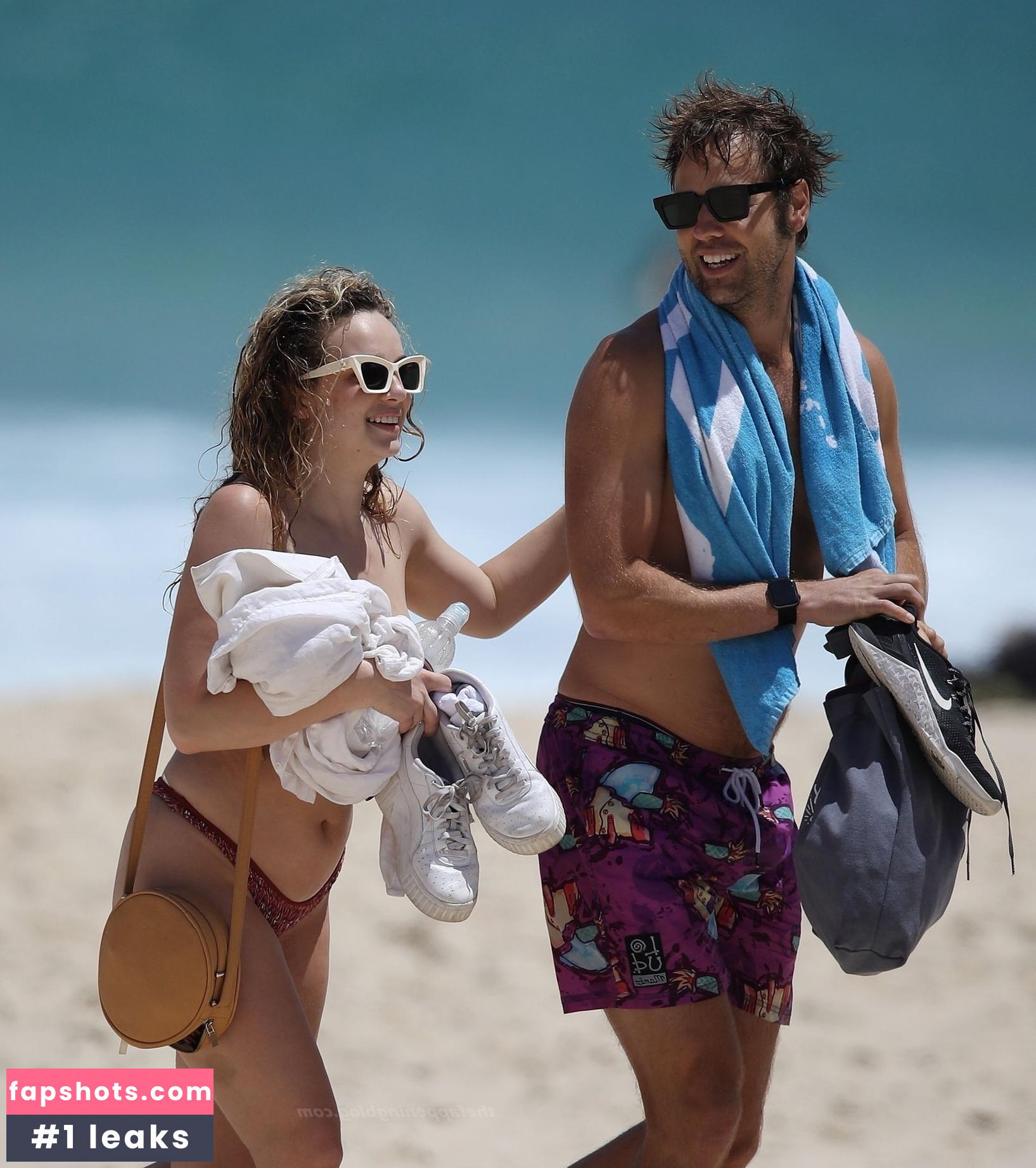 Abbie Chatfield gallery photo #250