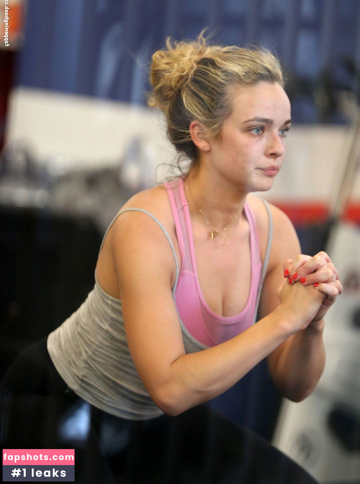 Abbie Chatfield gallery photo #415