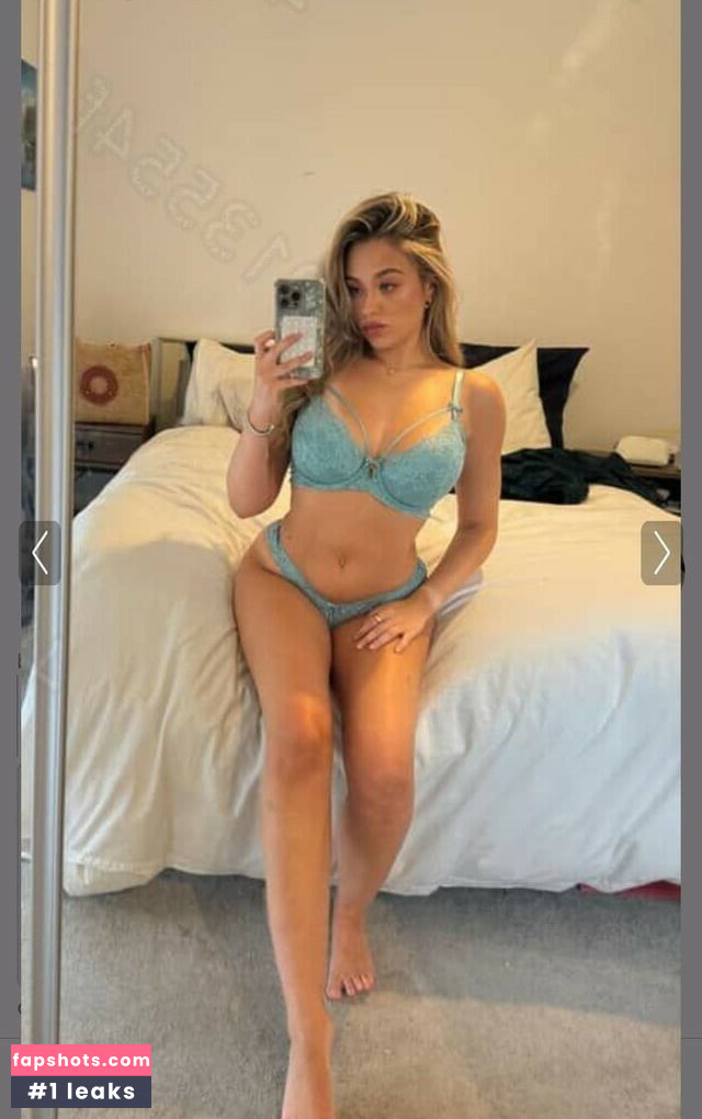 Abby Huxley gallery photo #12