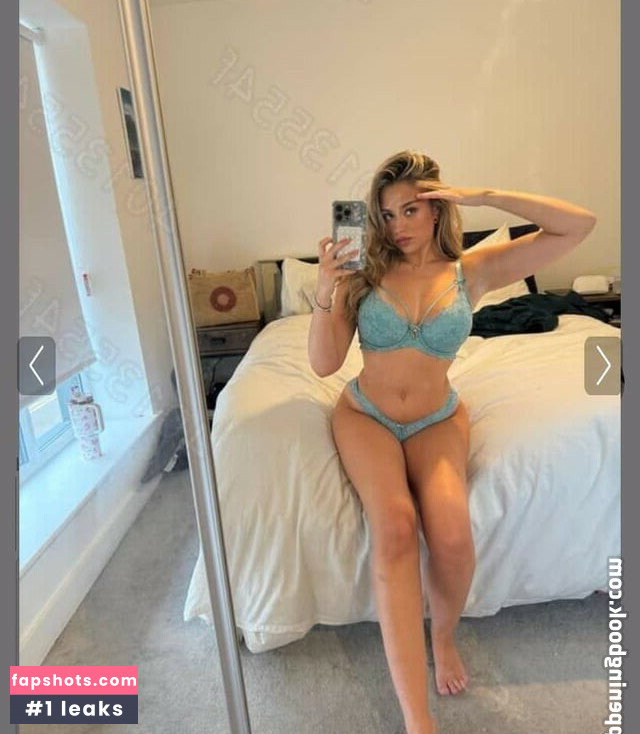 Abby Huxley gallery photo #4