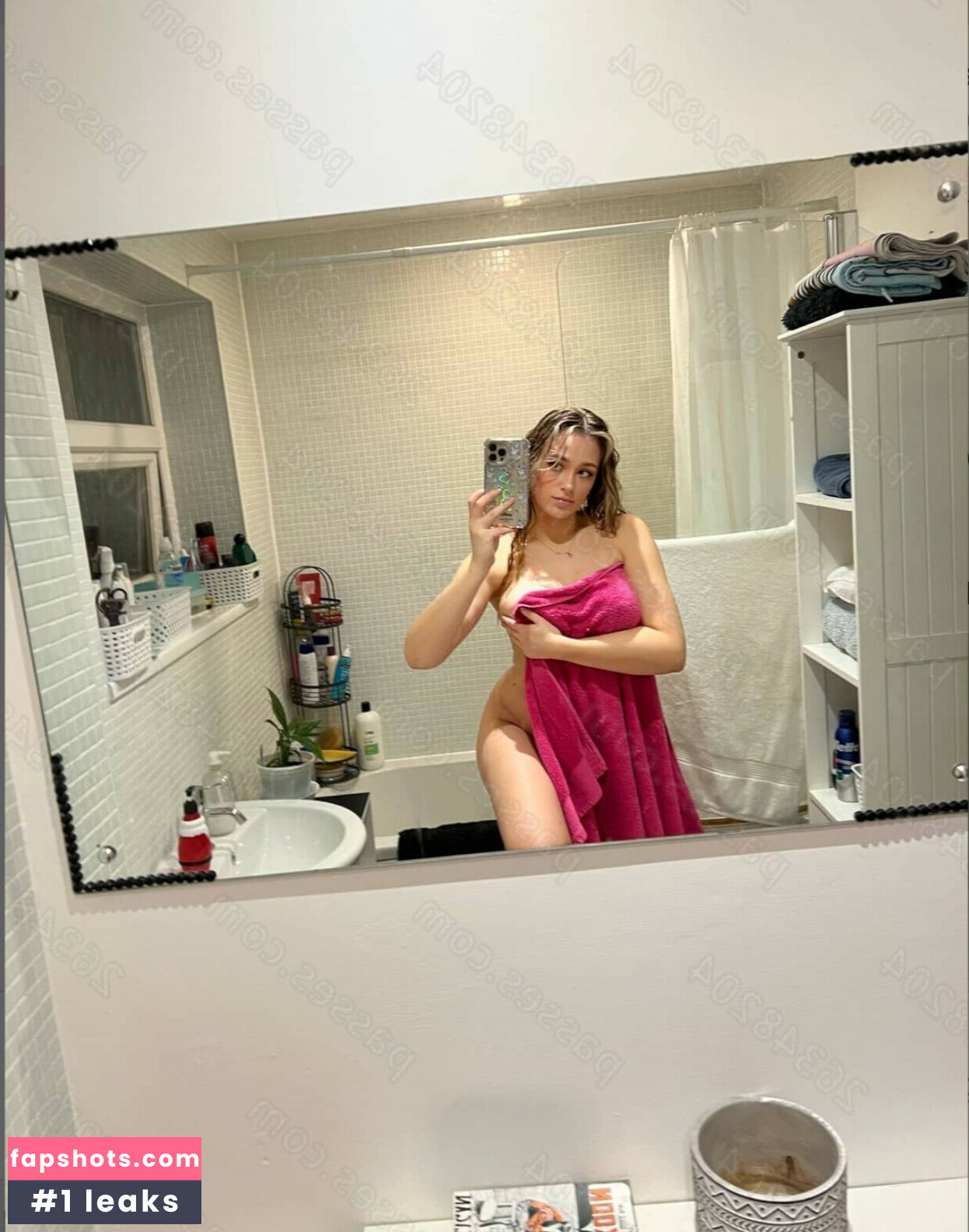 Abby Huxley gallery photo #39