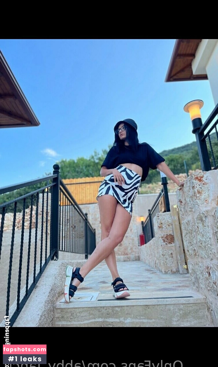 abby_lancu gallery photo #2