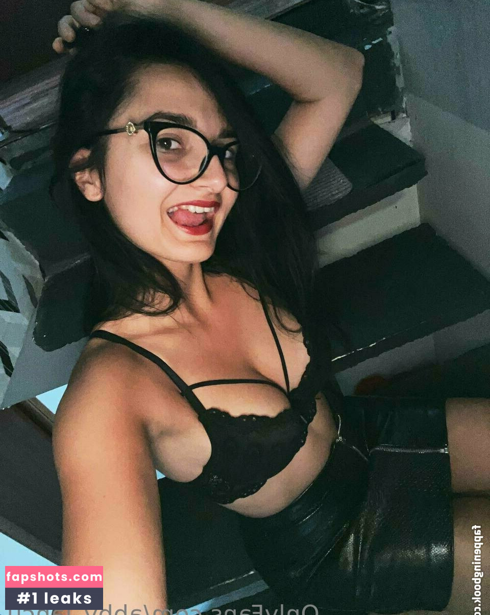 abby_lancu gallery photo #3