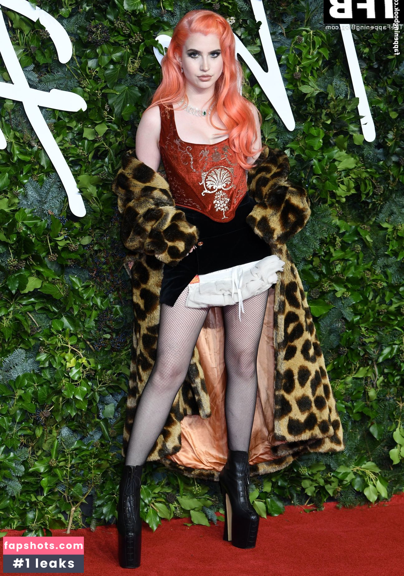 Abby Roberts gallery photo #15