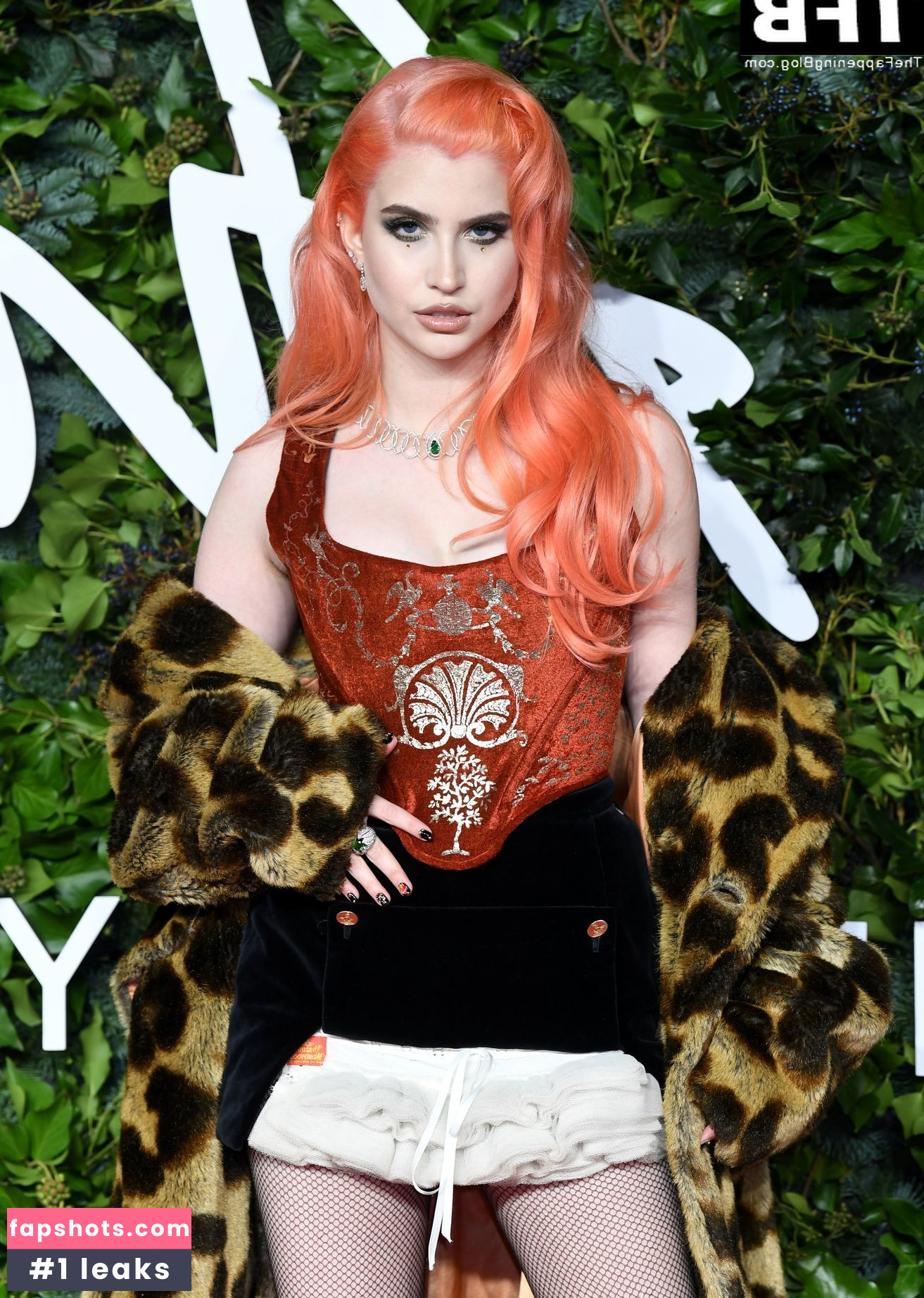 Abby Roberts gallery photo #16