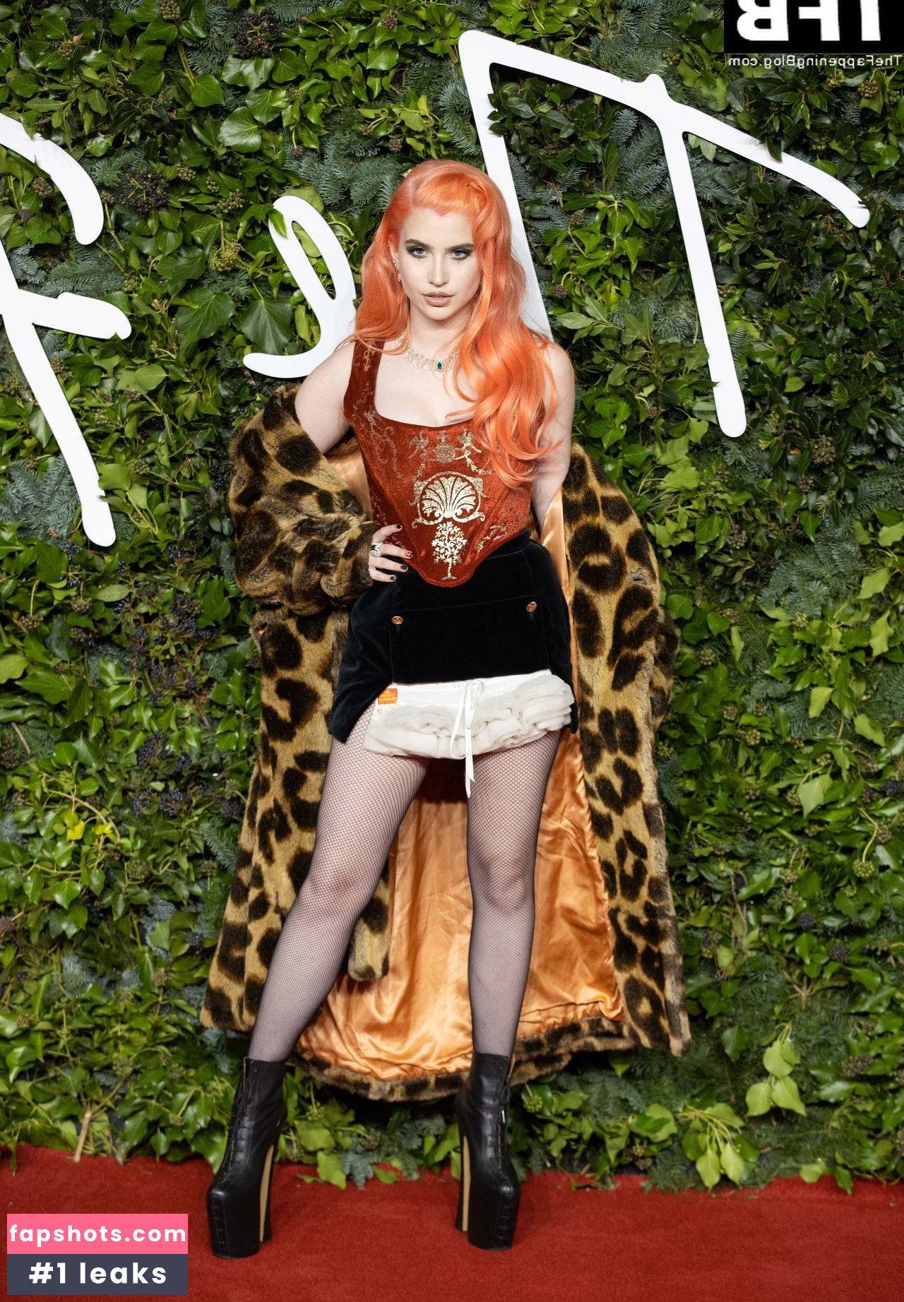 Abby Roberts gallery photo #26