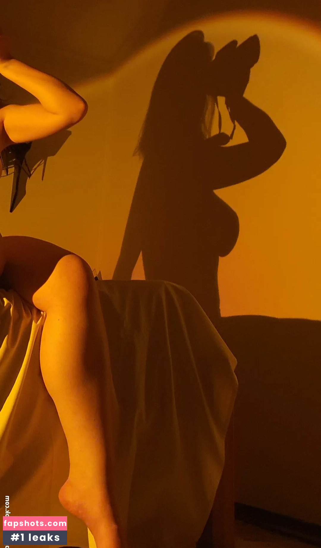 Abeia Mel gallery photo #31