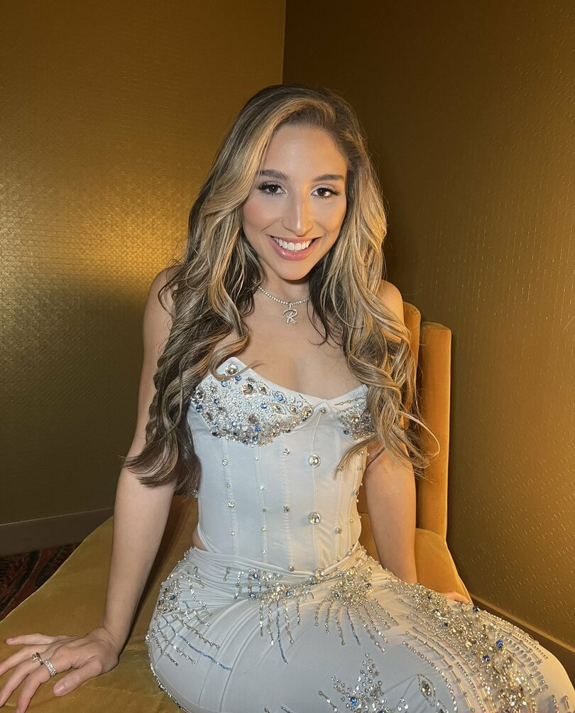 abella-danger gallery photo #1006