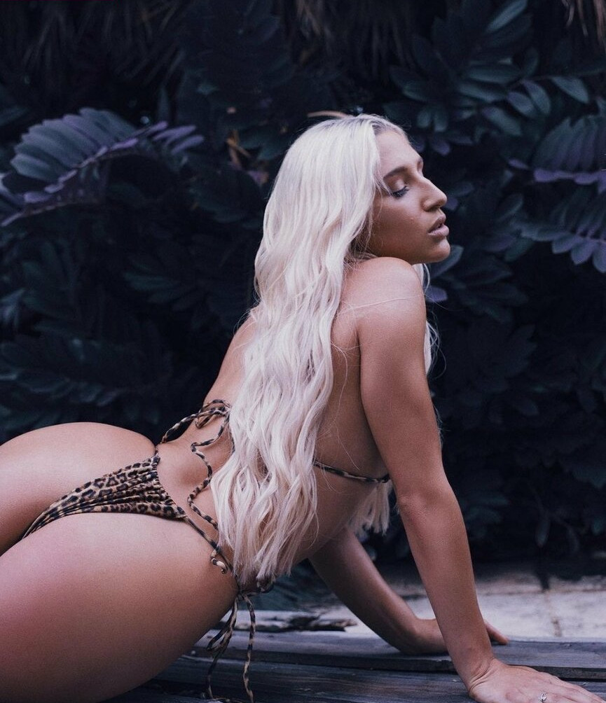 abella-danger gallery photo #1964