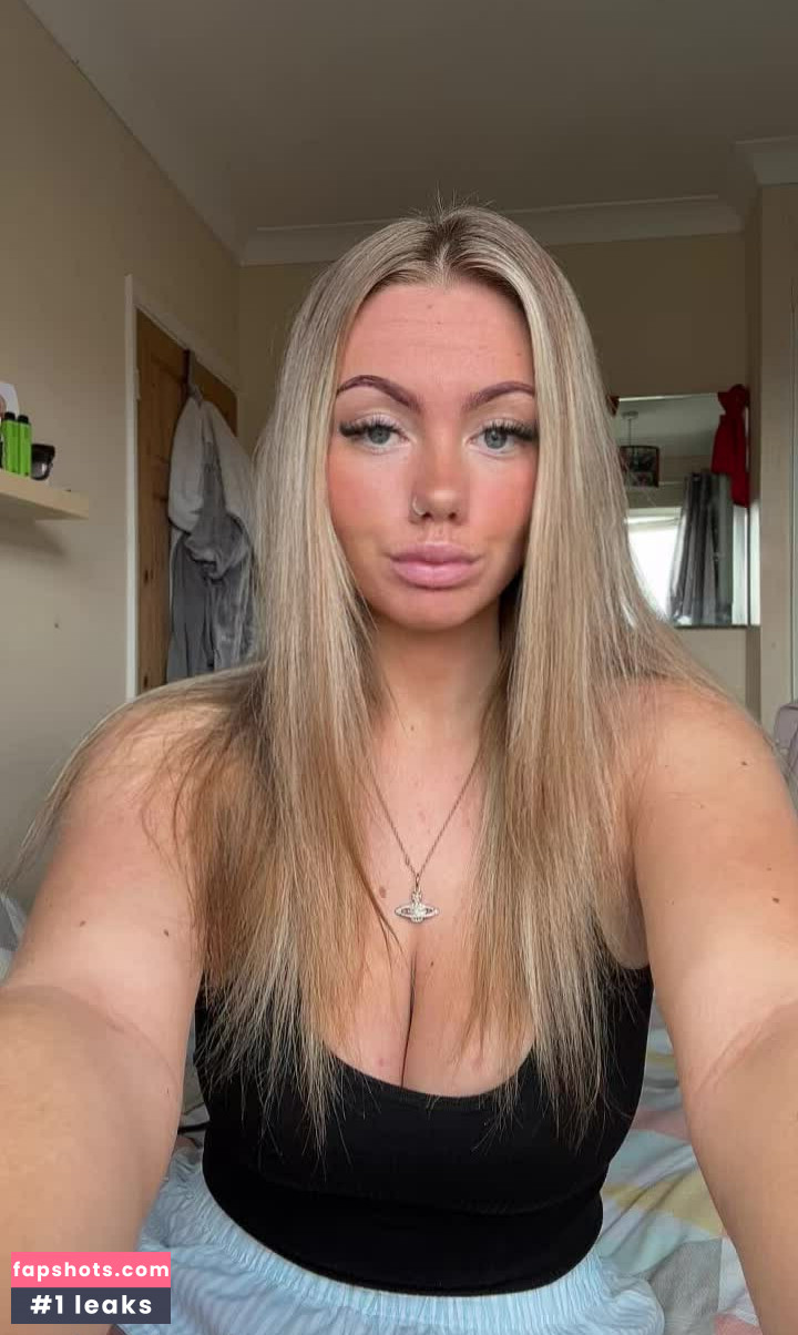 Abi Greasley Nude Leaks OnlyFans Photos #17 - LeakJerk