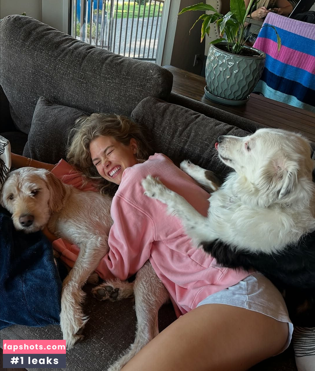 Abigael Boivin gallery photo #6