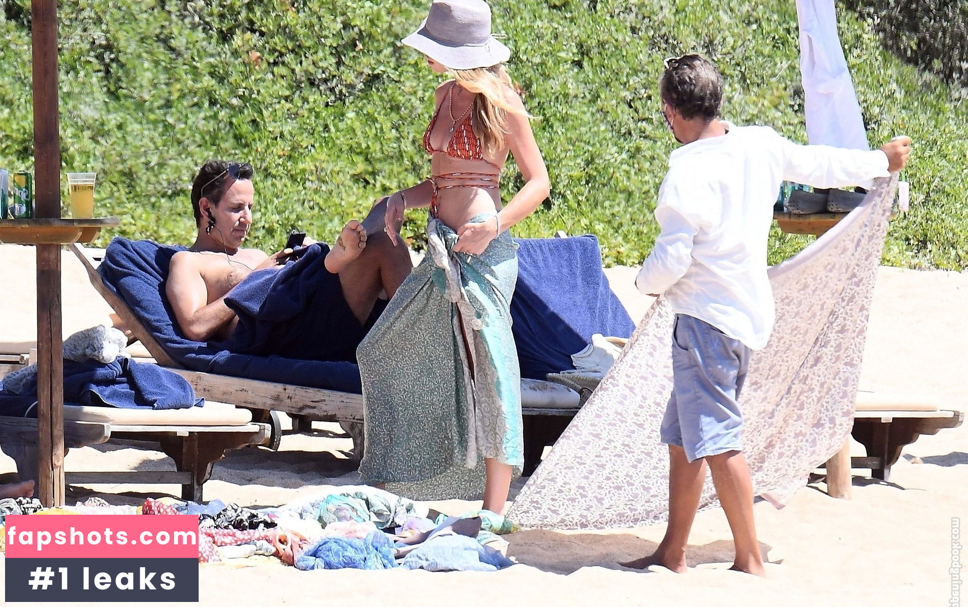 Abigail Clancy gallery photo #298