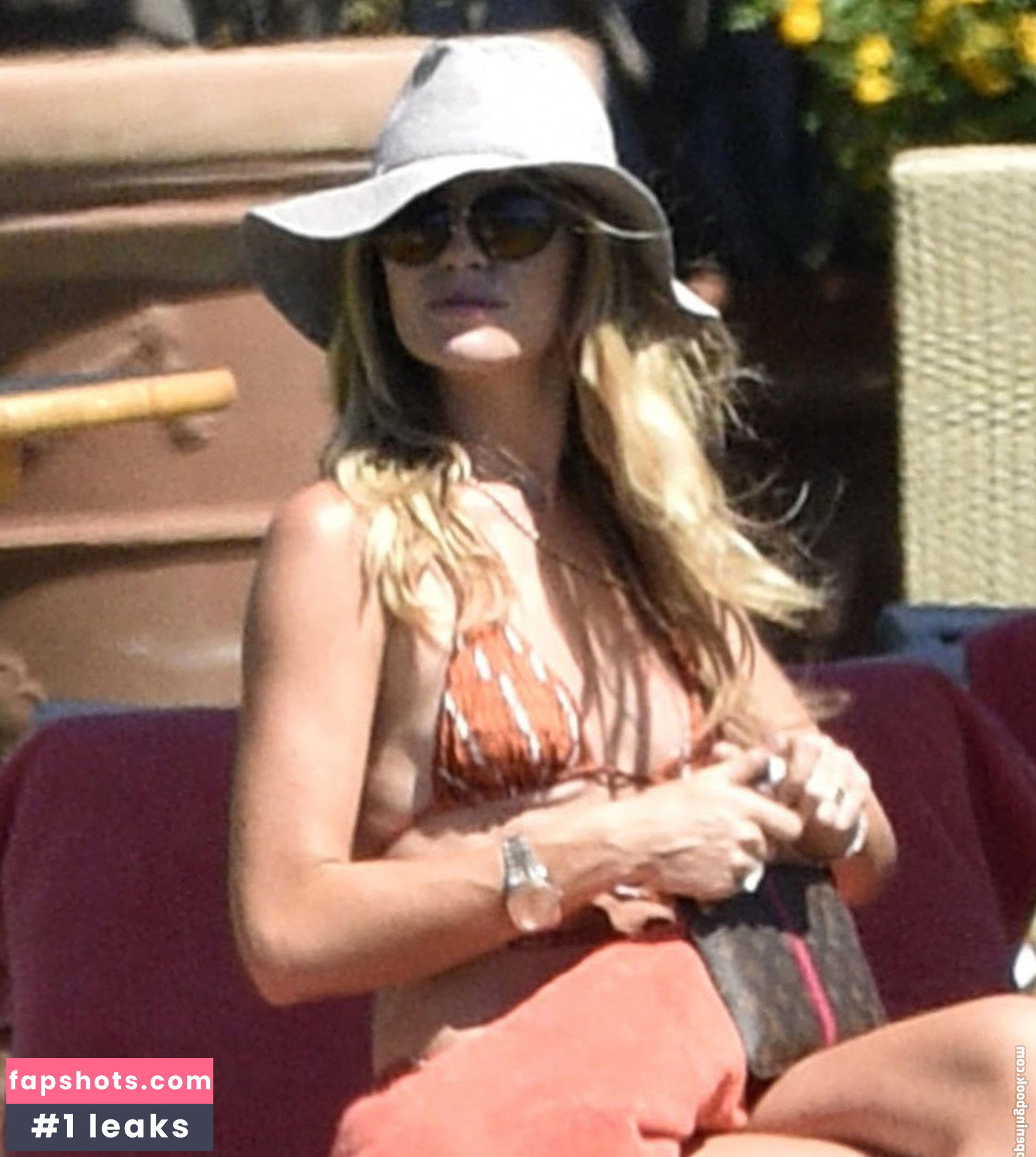 Abigail Clancy gallery photo #329