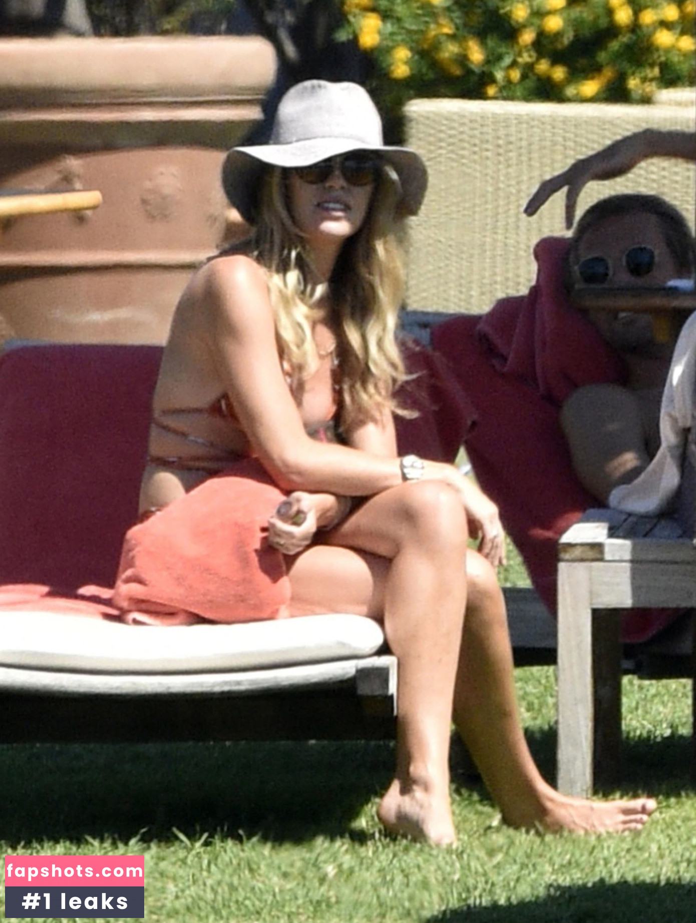 Abigail Clancy gallery photo #330