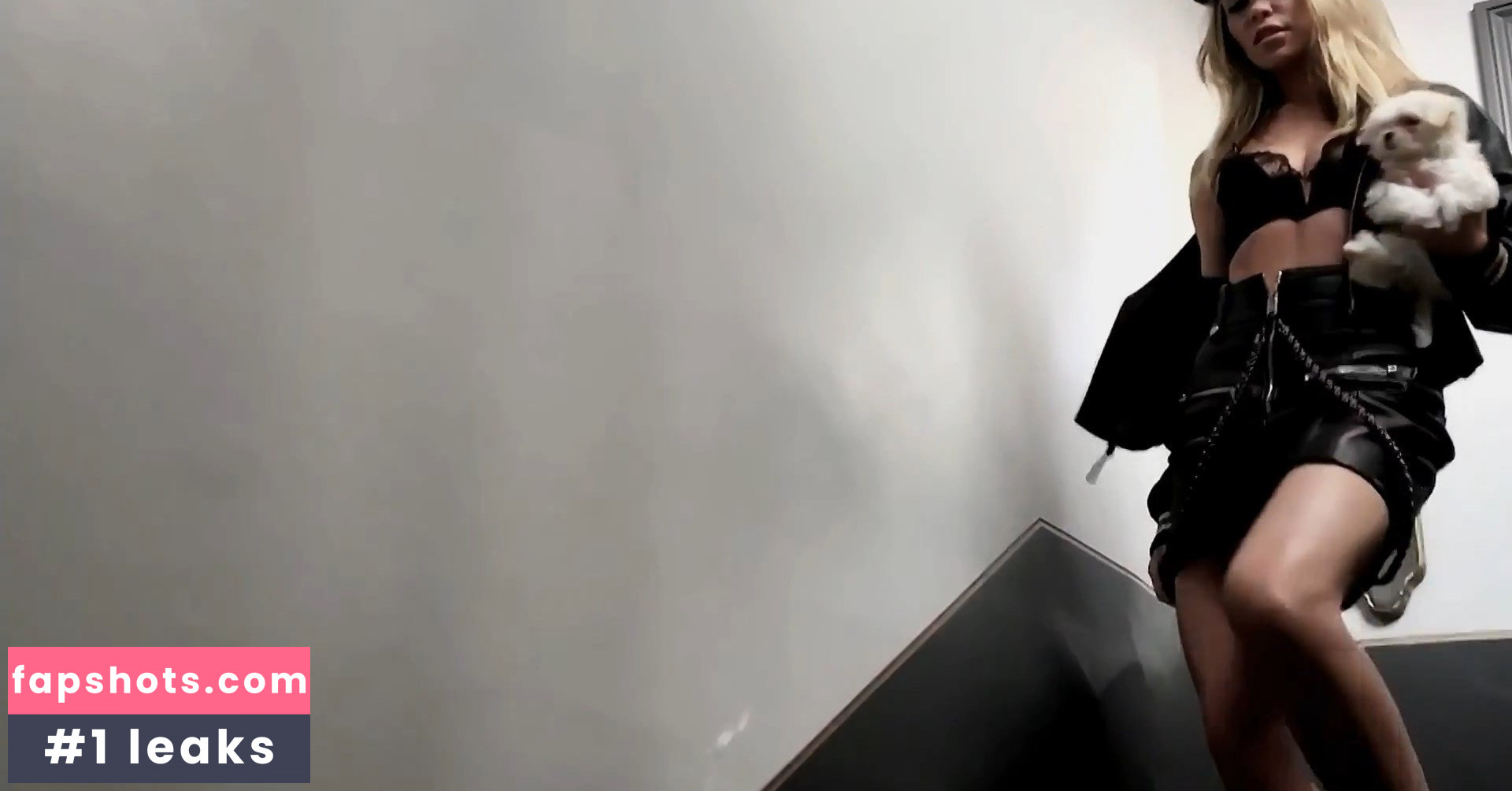 Abigail Clancy gallery photo #641