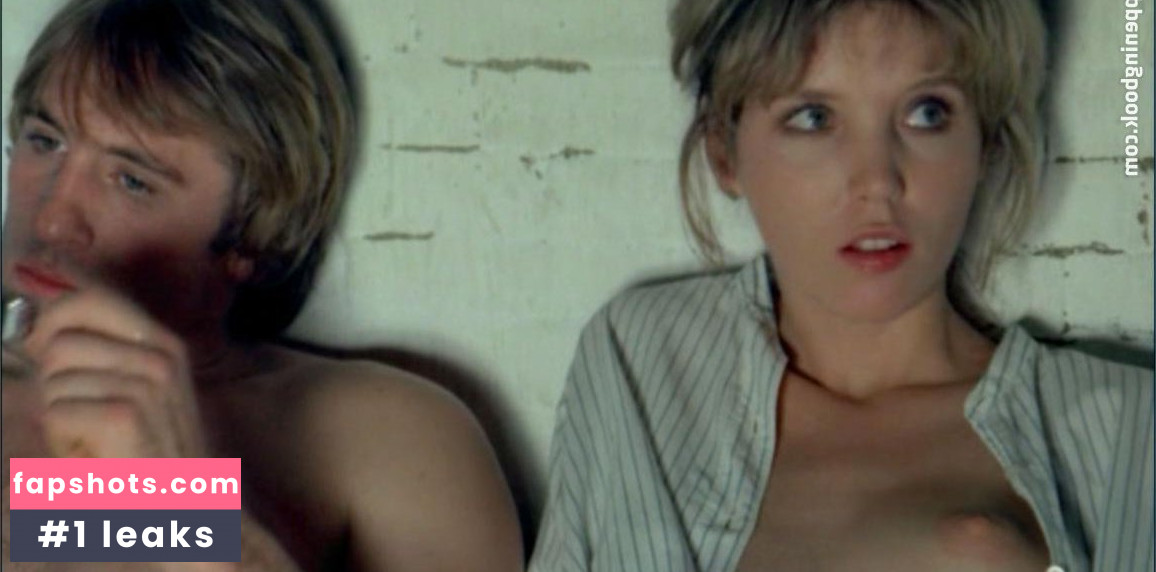 Abigail Clayton Nude Leaks OnlyFans Photos #16 - LeakJerk