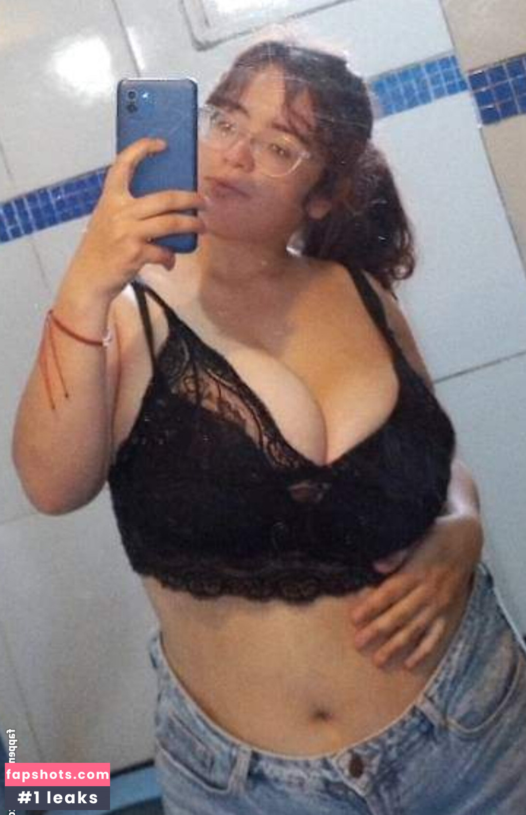 Abigail Ferreira gallery photo #20