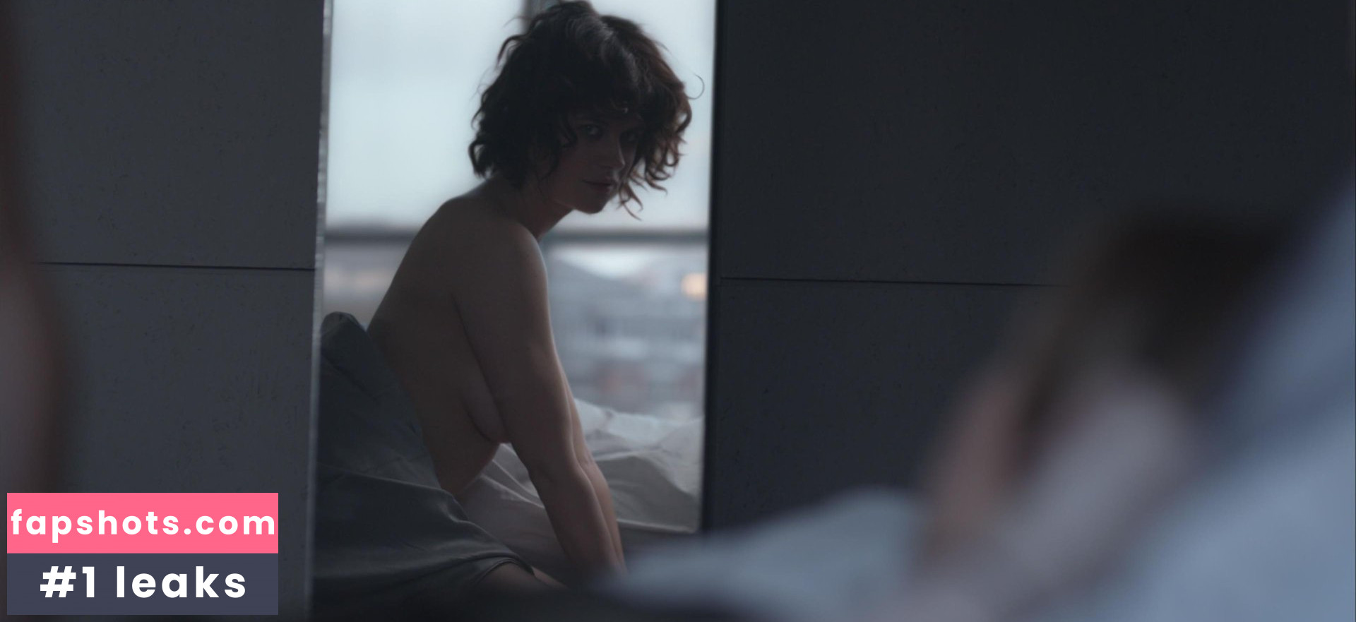 Abigail Hardingham gallery photo #9