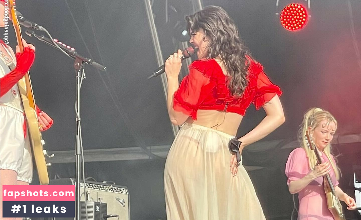 Abigail Morris gallery photo #11