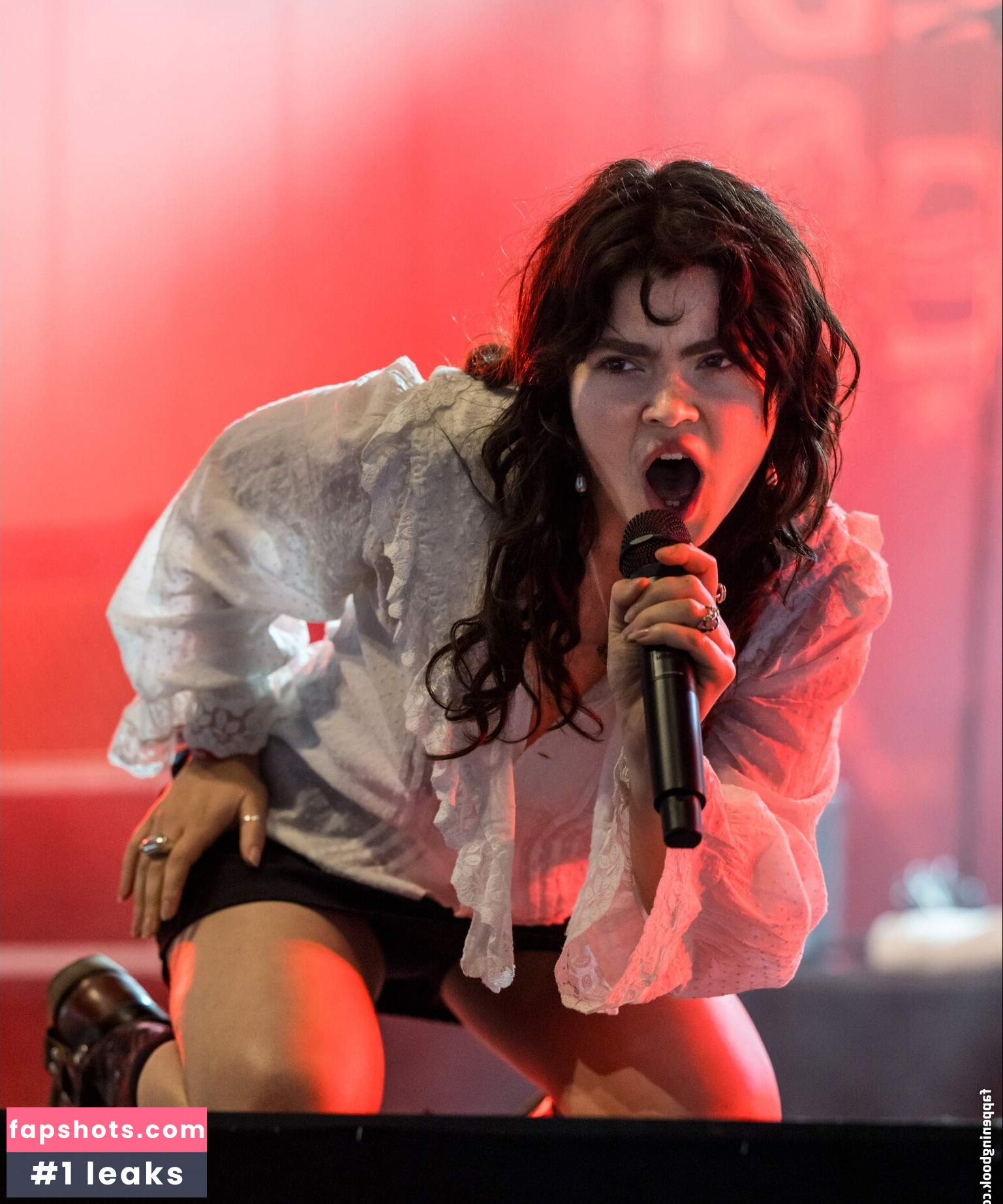 Abigail Morris gallery photo #14