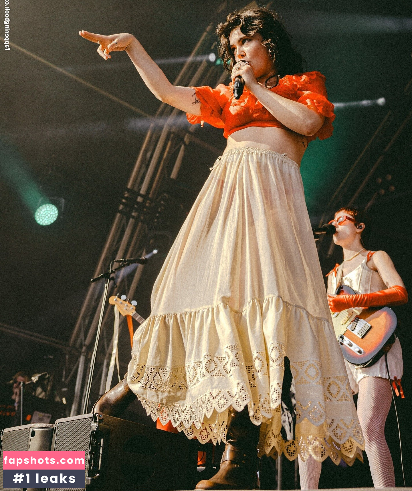 Abigail Morris gallery photo #15