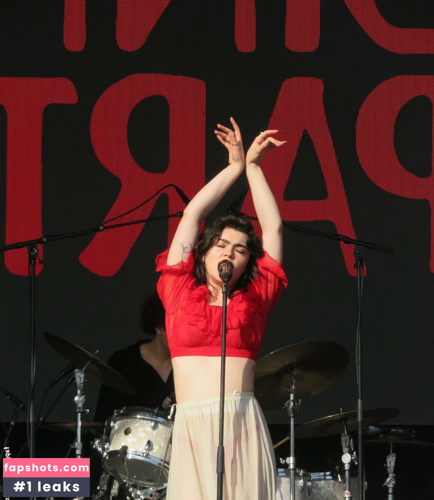 Abigail Morris gallery photo #20