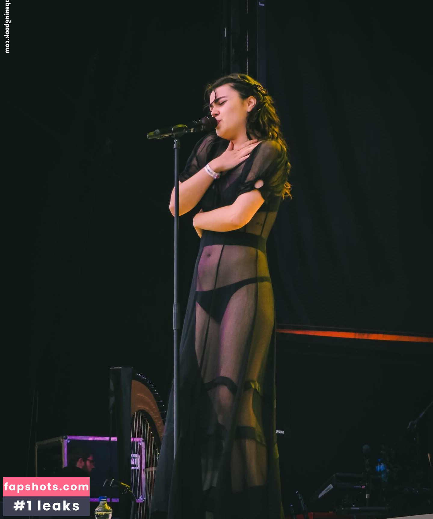 Abigail Morris gallery photo #21