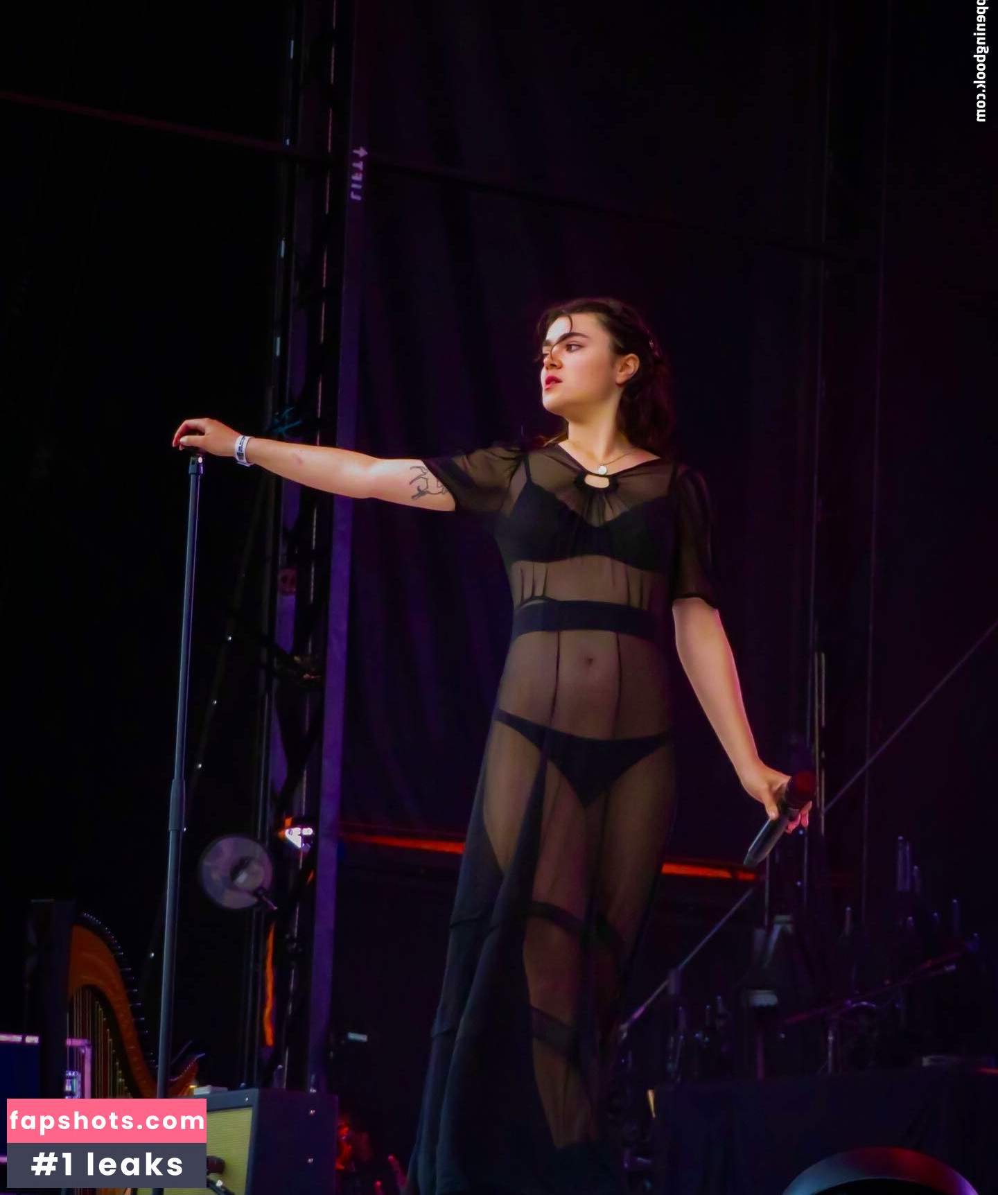 Abigail Morris gallery photo #25