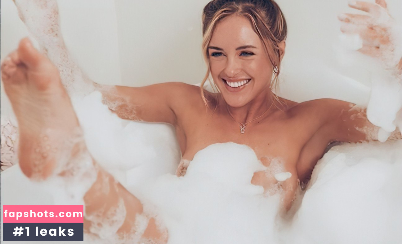 Abigail O'Neill gallery photo #55